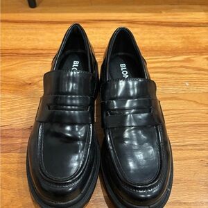 Blondo Women’s waterproof loafer